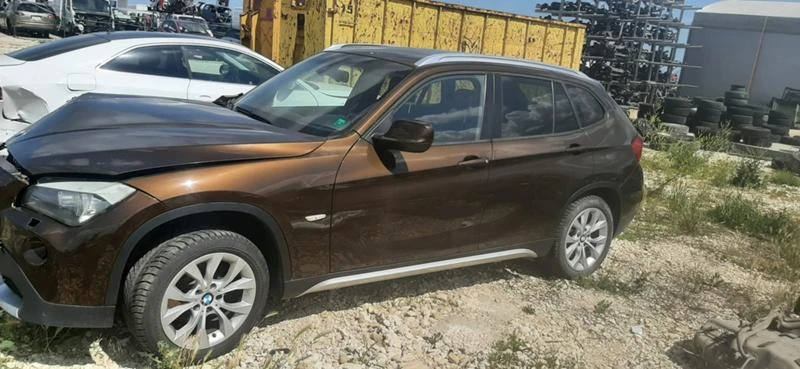 BMW X1, снимка 2 - Автомобили и джипове - 37191028