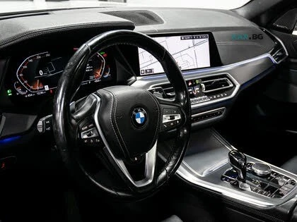 BMW X5 * M-Package* * HeadUp* АвтоКредит* (ЦЕНА ДО БГ)* , снимка 4 - Автомобили и джипове - 54779985