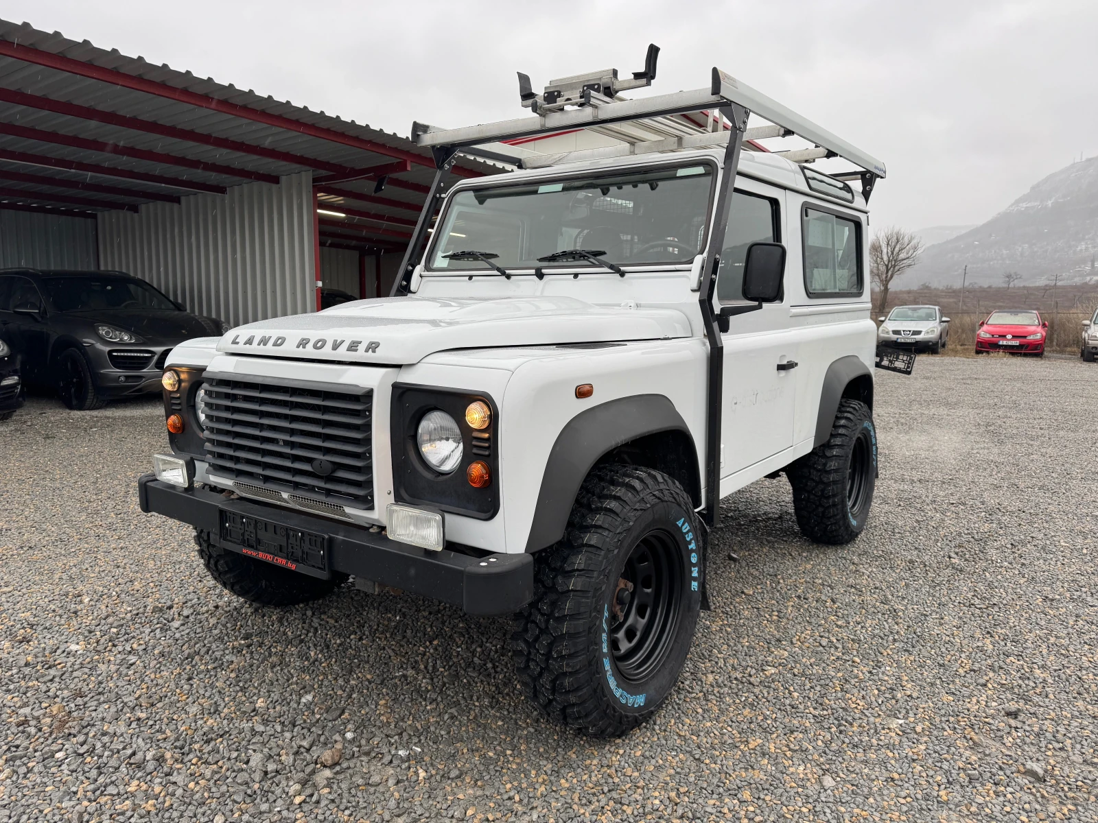 Land Rover Defender  - изображение 3