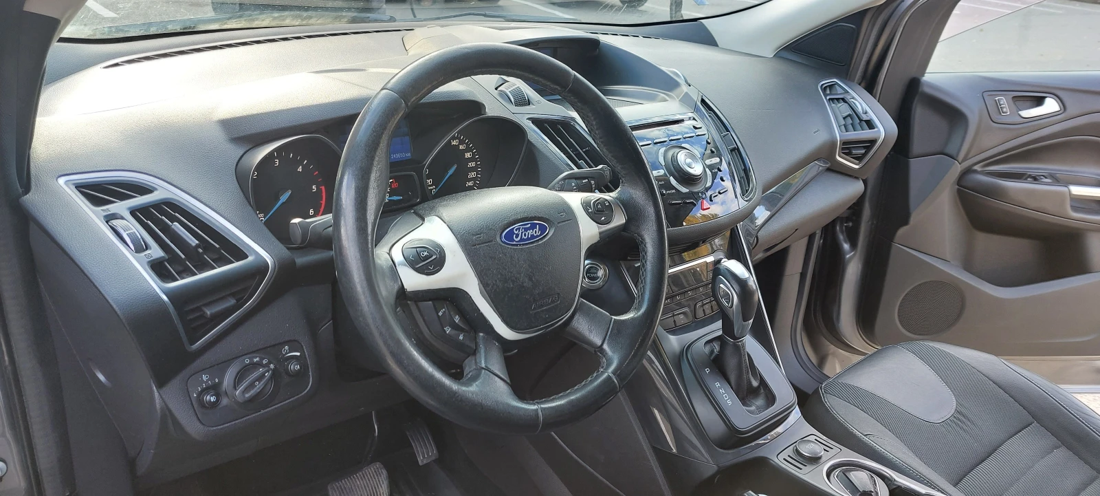 Ford Kuga  - изображение 6