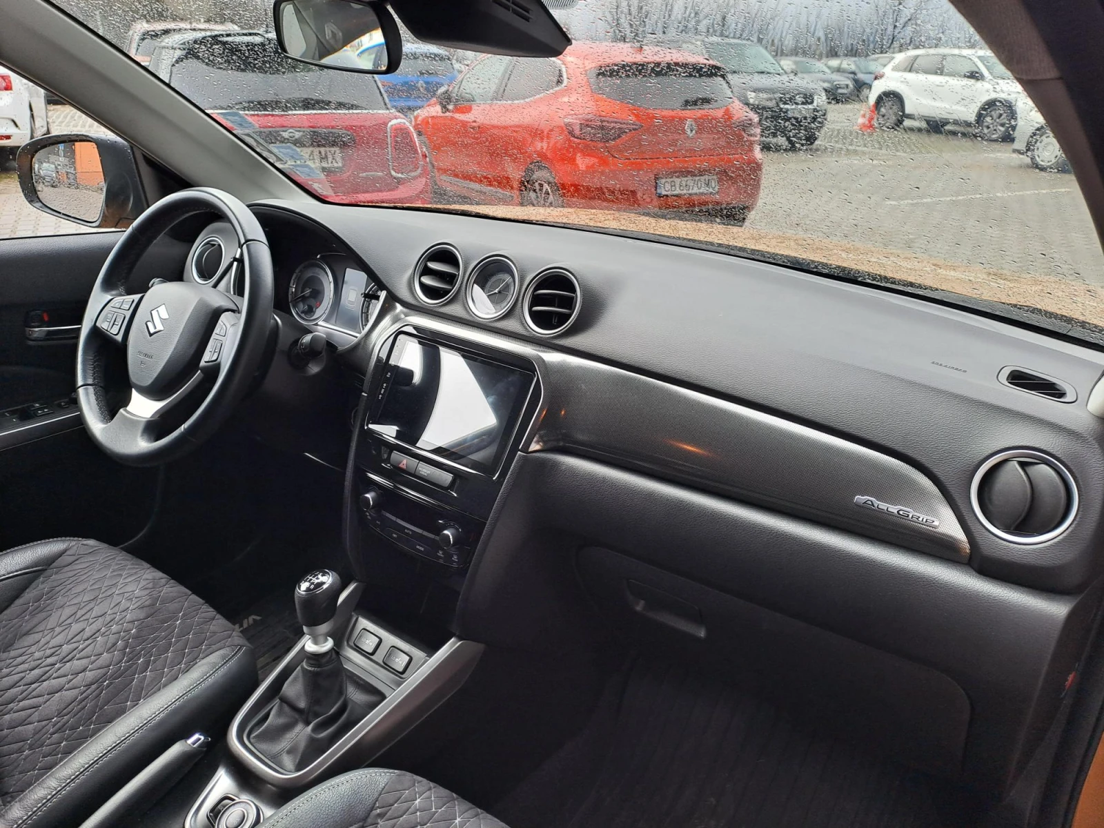 Suzuki Vitara 1.4 GLX Booster Jet 4X4 HYBRID, снимка 14 - Автомобили и джипове - 53726582