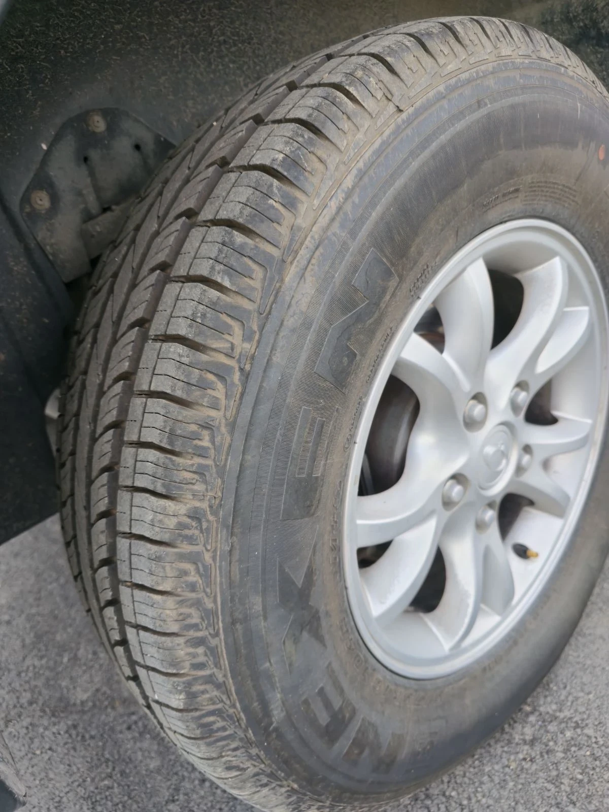 SsangYong Actyon 2.0XDi 4x4 Автомат/Кожа, снимка 11 - Автомобили и джипове - 54169066