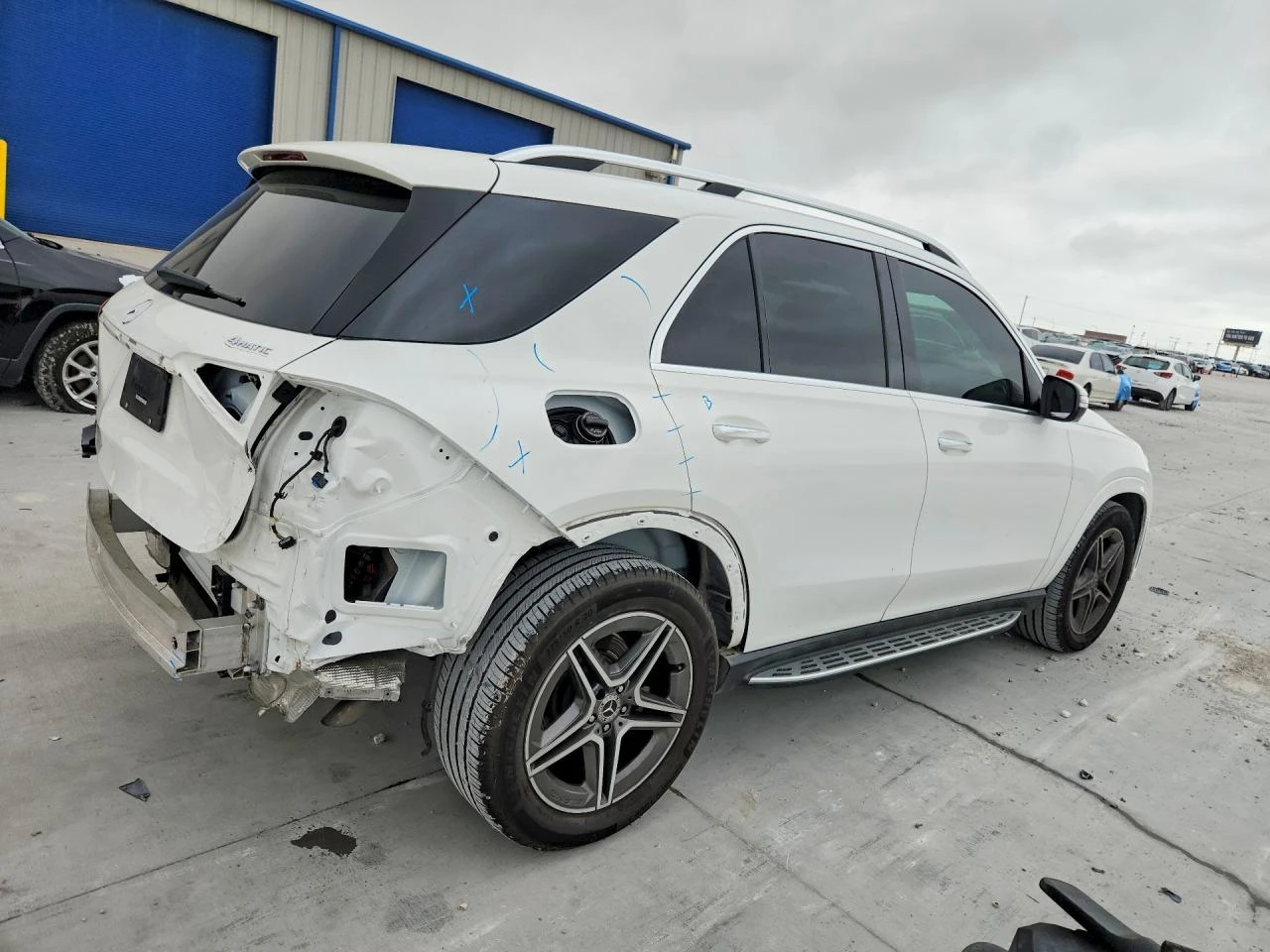 Mercedes-Benz GLE 350 4MATIC, снимка 6 - Автомобили и джипове - 54459177