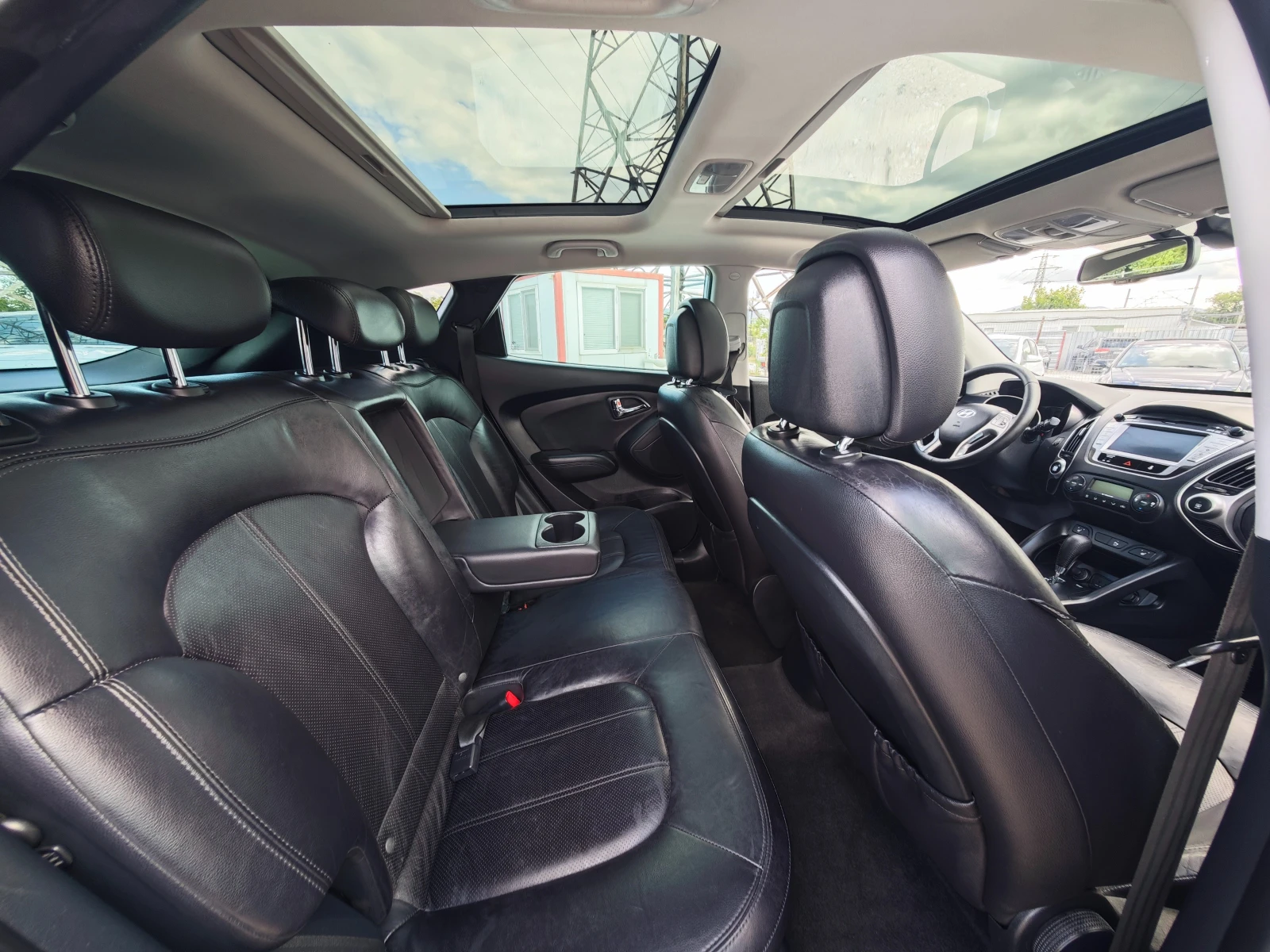 Hyundai IX35 2.0CRDi 184к.с. АВТОМАТ, снимка 11 - Автомобили и джипове - 55066565