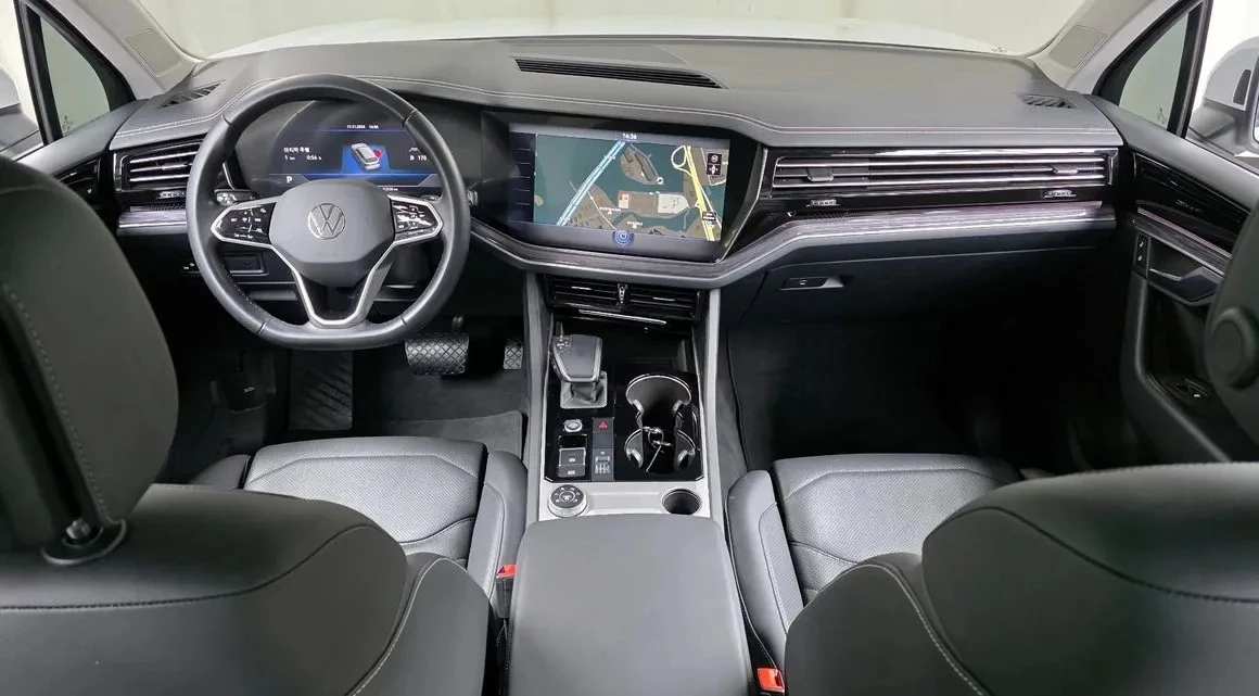VW Touareg Gen3 3.0 TDI Panorama/Disitron/Обдухване, снимка 6 - Автомобили и джипове - 55087597