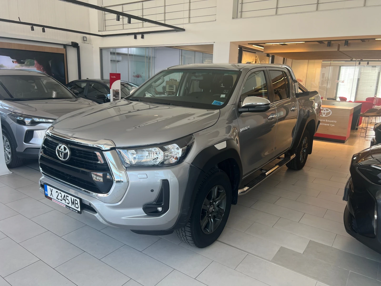Toyota Hilux Style 2.4D 6 A/T, снимка 2 - Автомобили и джипове - 55652728
