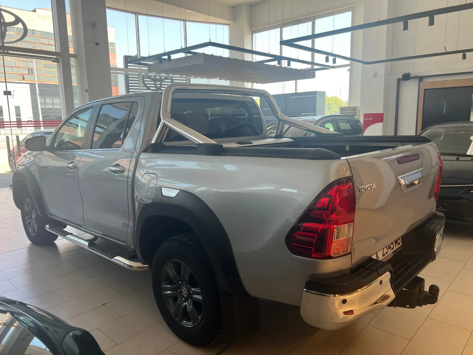 Toyota Hilux Style 2.4D 6 A/T, снимка 4 - Автомобили и джипове - 55652728