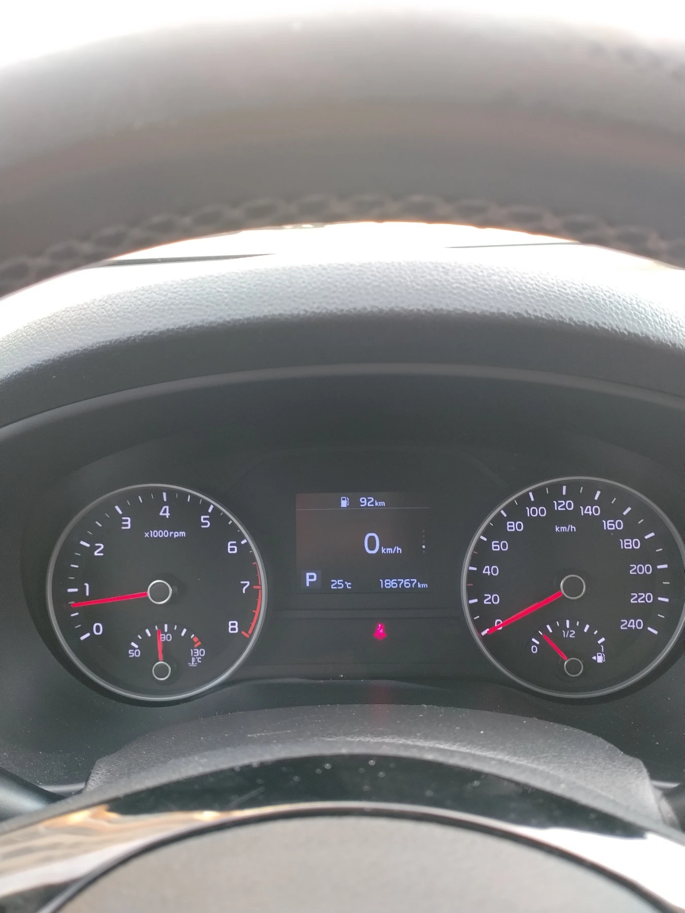 Kia Sportage, снимка 11 - Автомобили и джипове - 55808522
