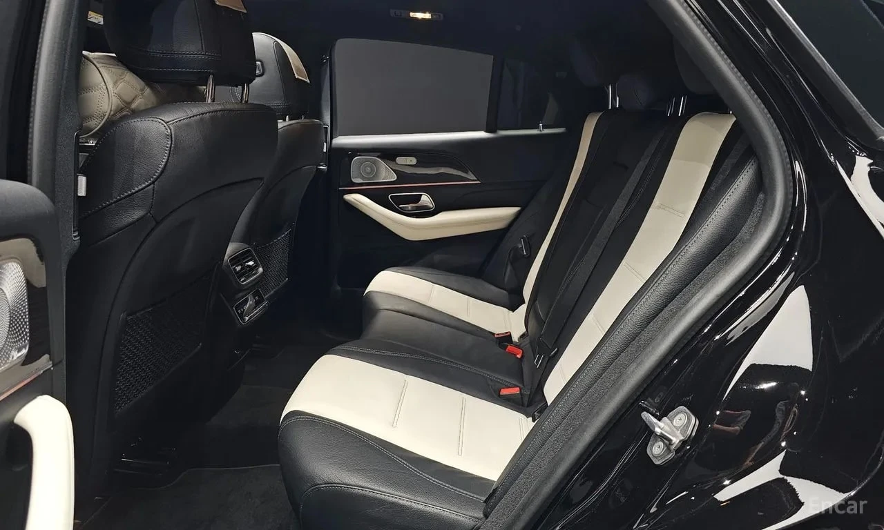 Mercedes-Benz GLE 400 * COUPE * ДИСТРОНИК * ХЕД-ЪП * ОБДУХВАНЕ * 360, снимка 12 - Автомобили и джипове - 56094945
