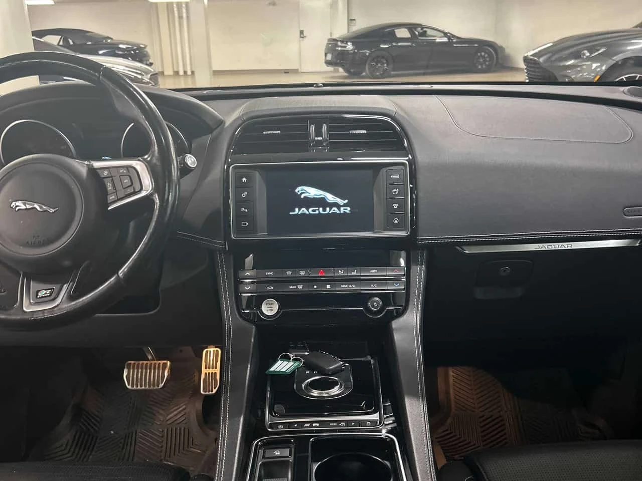 Jaguar F-PACE  R Sport / ����������  / ��� ������������ ������ | Mobile.bg � ����������� 8