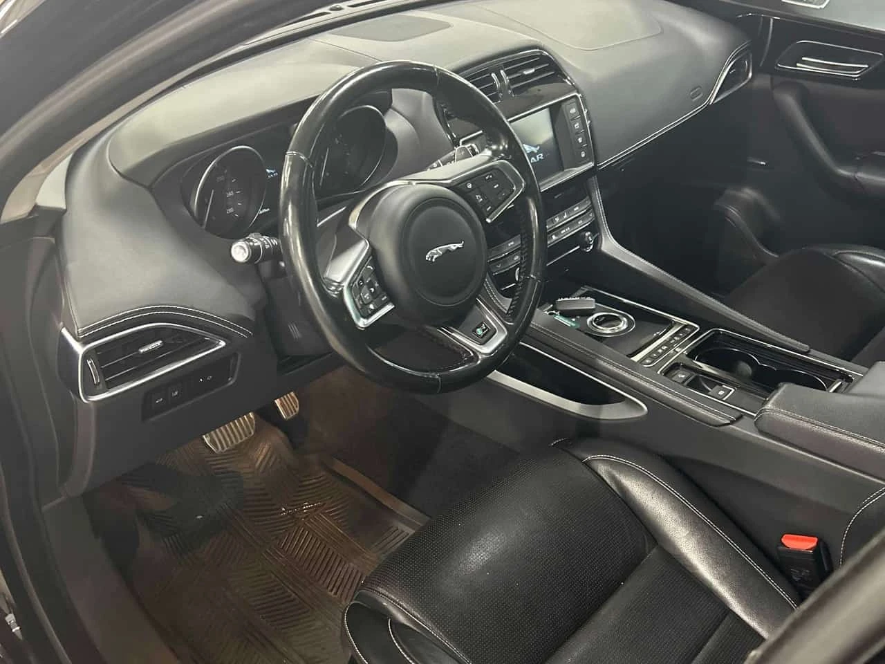 Jaguar F-PACE  R Sport / ����������  / ��� ������������ ������ | Mobile.bg � ����������� 6