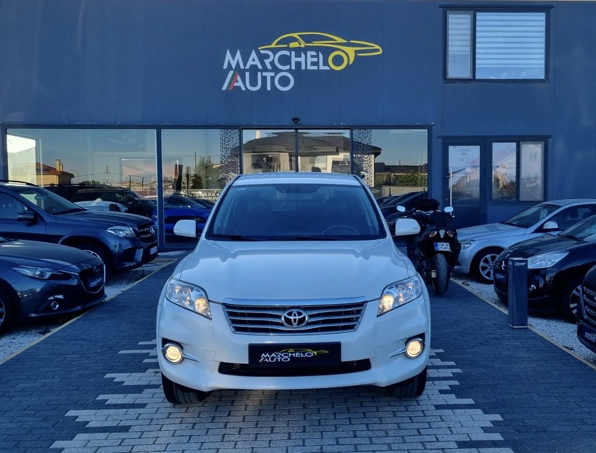 Toyota Rav4 2.2D4D* * ПЪЛНА ГАРАНЦИЯ* * 