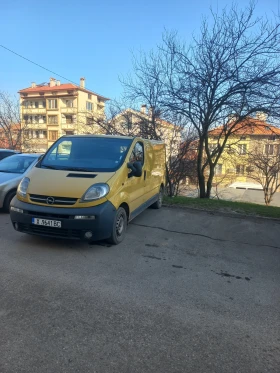 Opel Vivaro Микробус, снимка 4