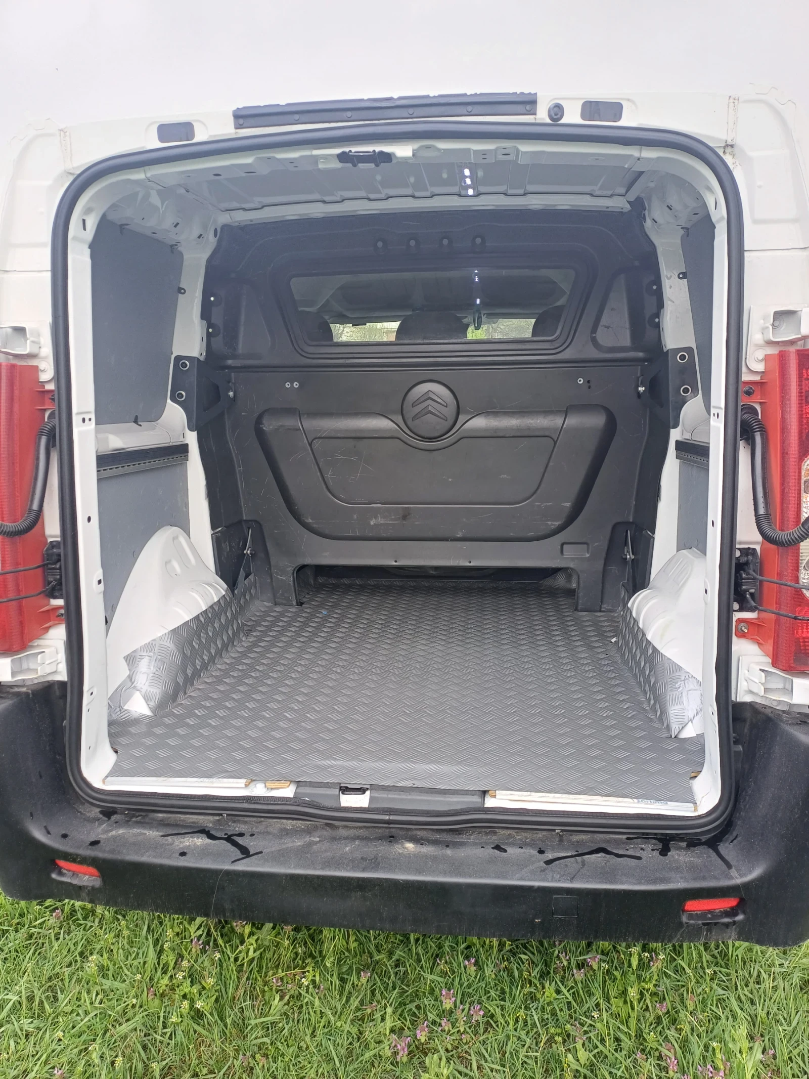 Citroen Jumpy 1.6 - изображение 4
