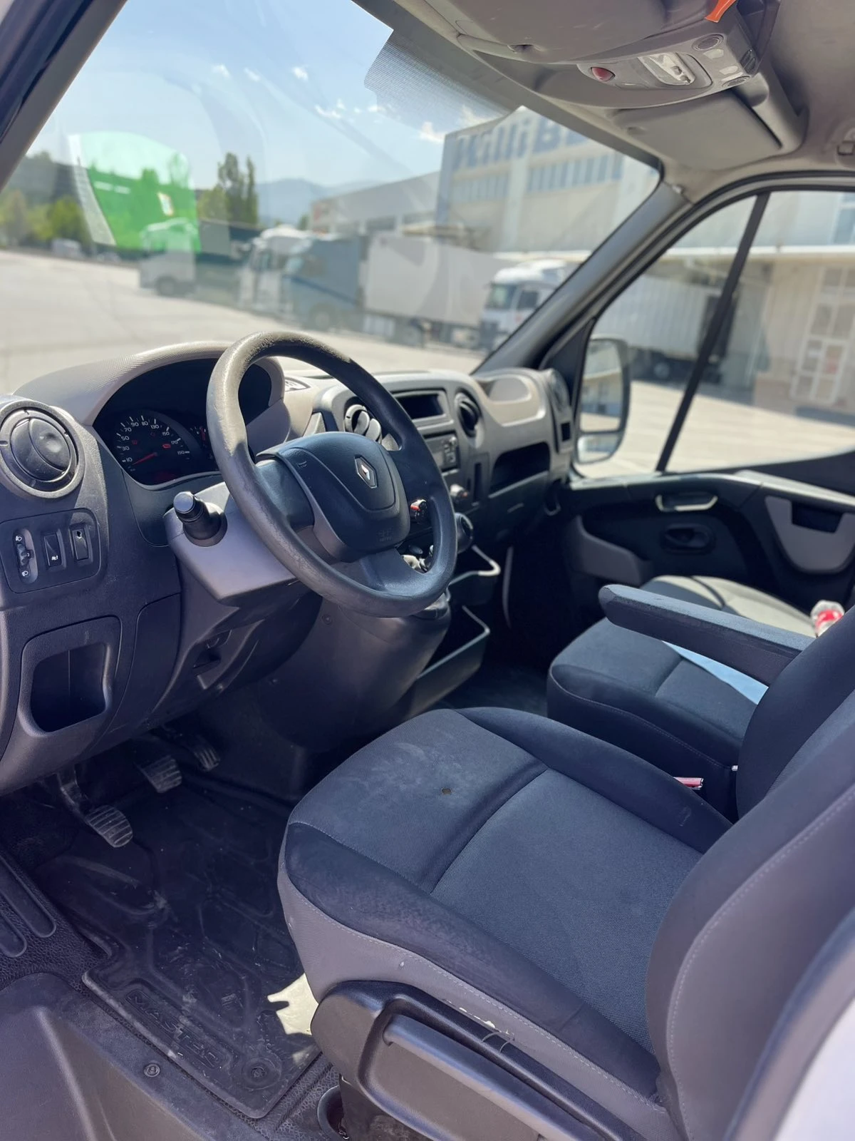 Renault Master 2.3 DCI - изображение 6