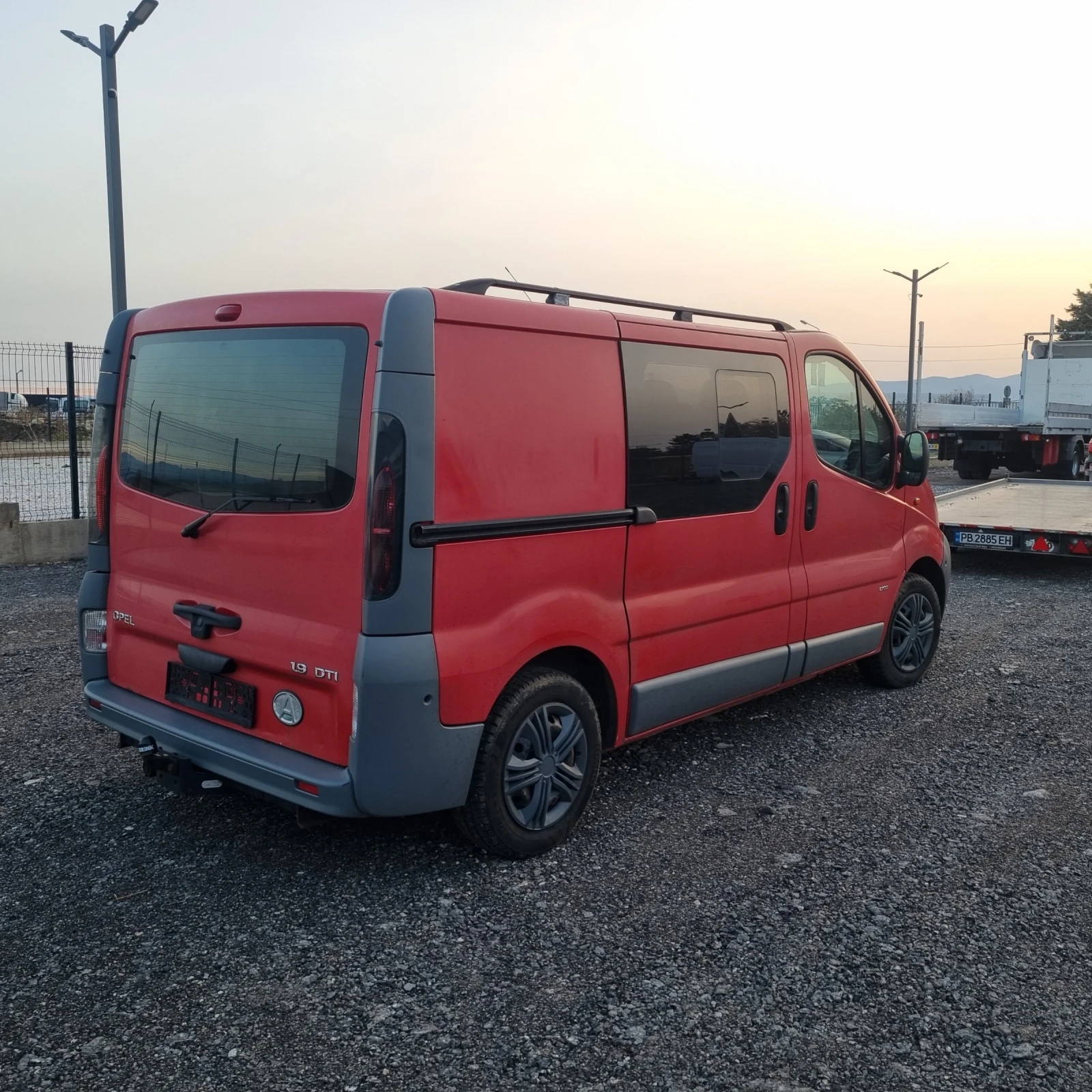 Opel Vivaro 1.9DTI 6местен - изображение 4