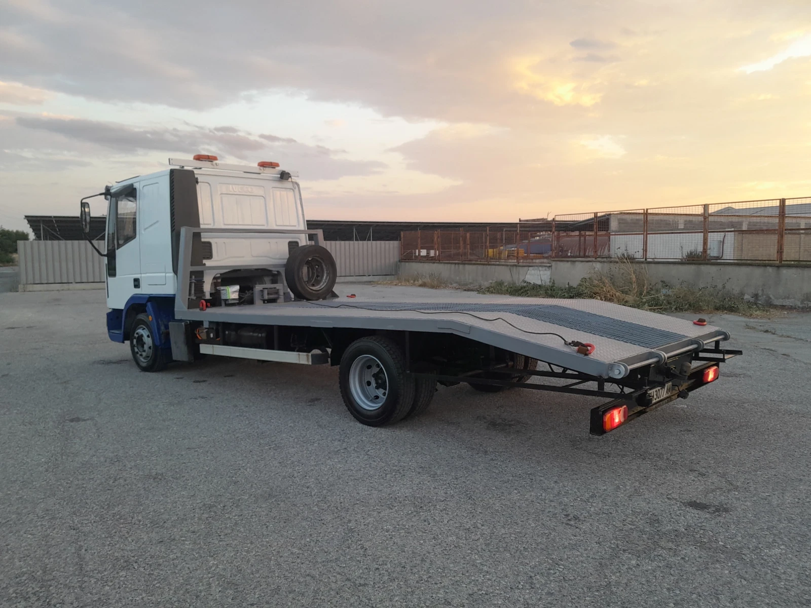 Iveco Cargo Пътна помощ, снимка 8 - Камиони - 55906393