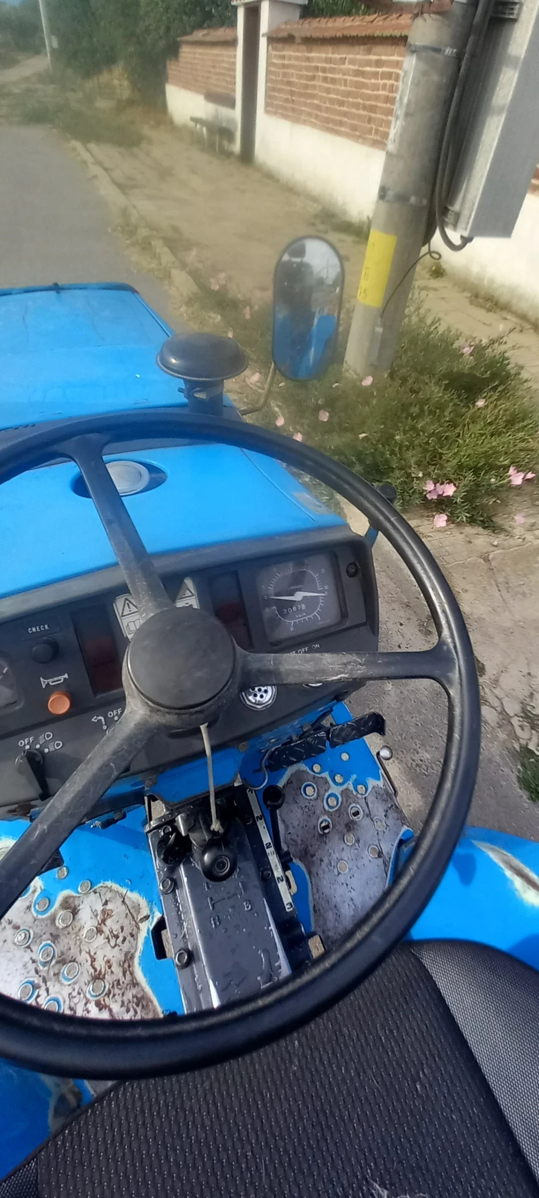 Трактор Mitsubishi MT1800D - изображение 6