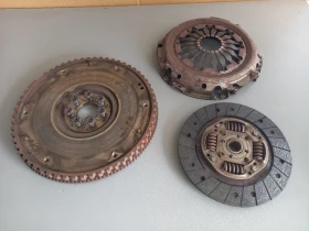 Маховик със съединител Рено Меган 1.5дци (к)