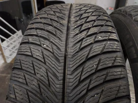 Гуми Зимни 235/60R18, снимка 1