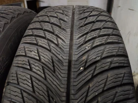 Гуми Зимни 235/60R18, снимка 2