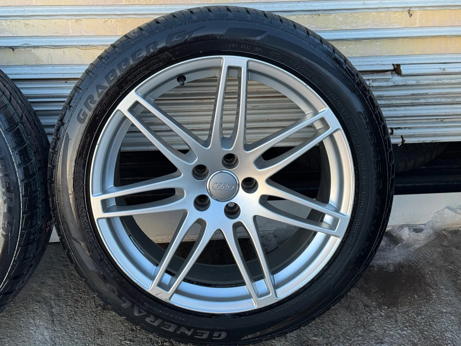 ���� � ������ 255/45R20 �� Audi A8 | Mobile.bg � ����������� 5