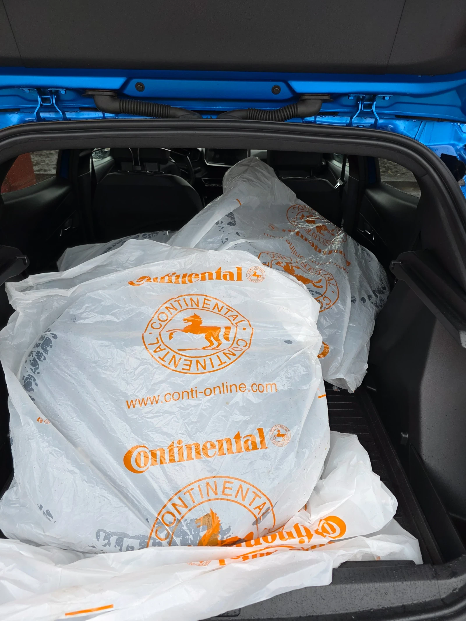 Гуми Летни 215/60R17, снимка 6 - Гуми и джанти - 53872184