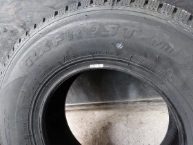 Гуми Зимни 235/75R15, снимка 7 - Гуми и джанти - 39135974