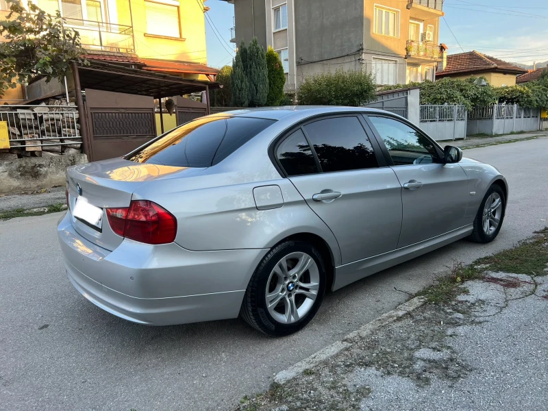 BMW 320 D, снимка 5 - Автомобили и джипове - 47360957