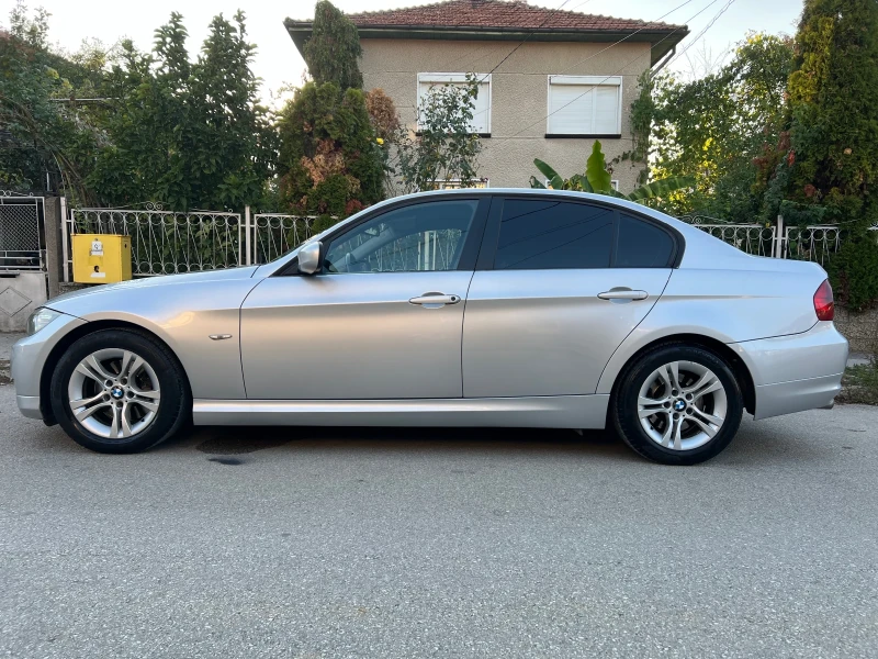 BMW 320 D, снимка 4 - Автомобили и джипове - 47360957