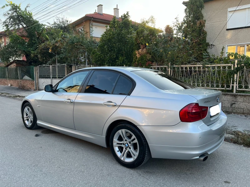 BMW 320 D, снимка 12 - Автомобили и джипове - 47360957