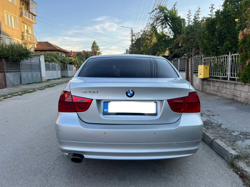 BMW 320 D, снимка 13 - Автомобили и джипове - 47360957