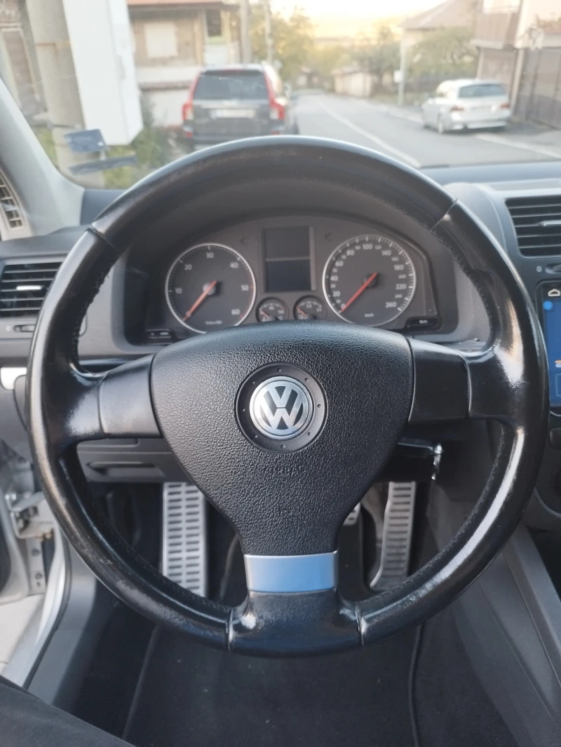 VW Golf 2.0 tdi 16v * AMC, снимка 10 - Автомобили и джипове - 47538769