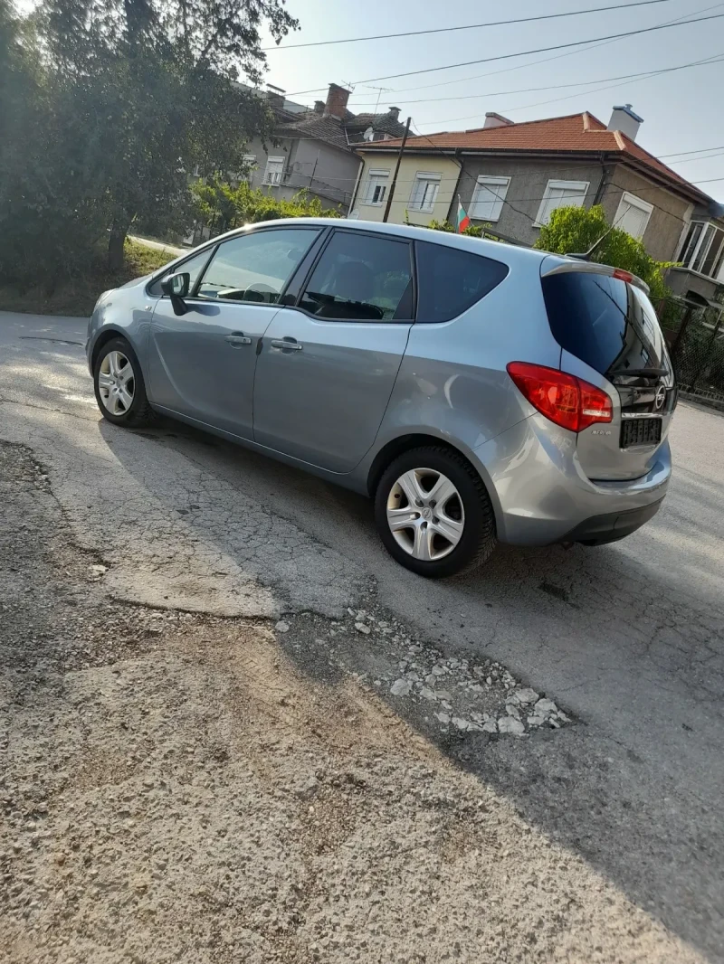 Opel Meriva 1.4Т 6ск Навигация, снимка 3 - Автомобили и джипове - 47769026