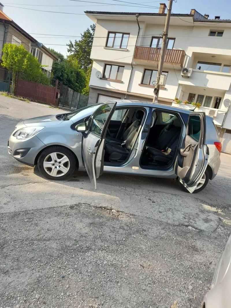 Opel Meriva 1.4Т 6ск Навигация, снимка 4 - Автомобили и джипове - 47769026