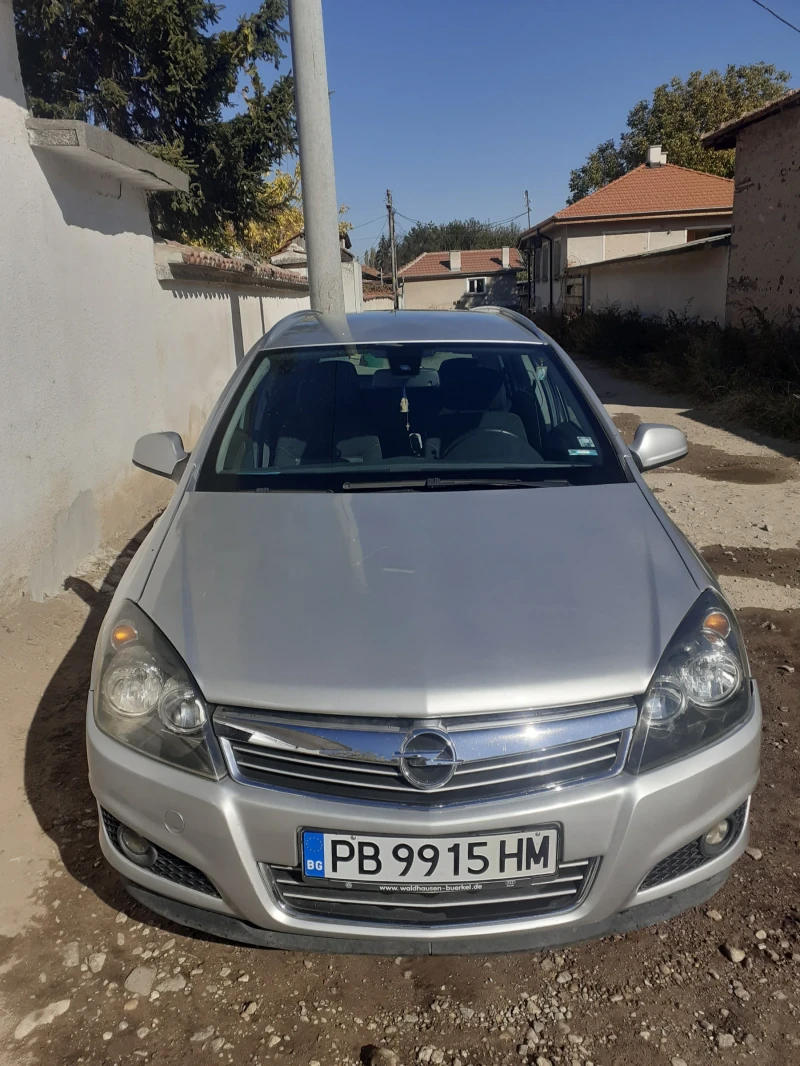 Opel Astra, снимка 1 - Автомобили и джипове - 47998060