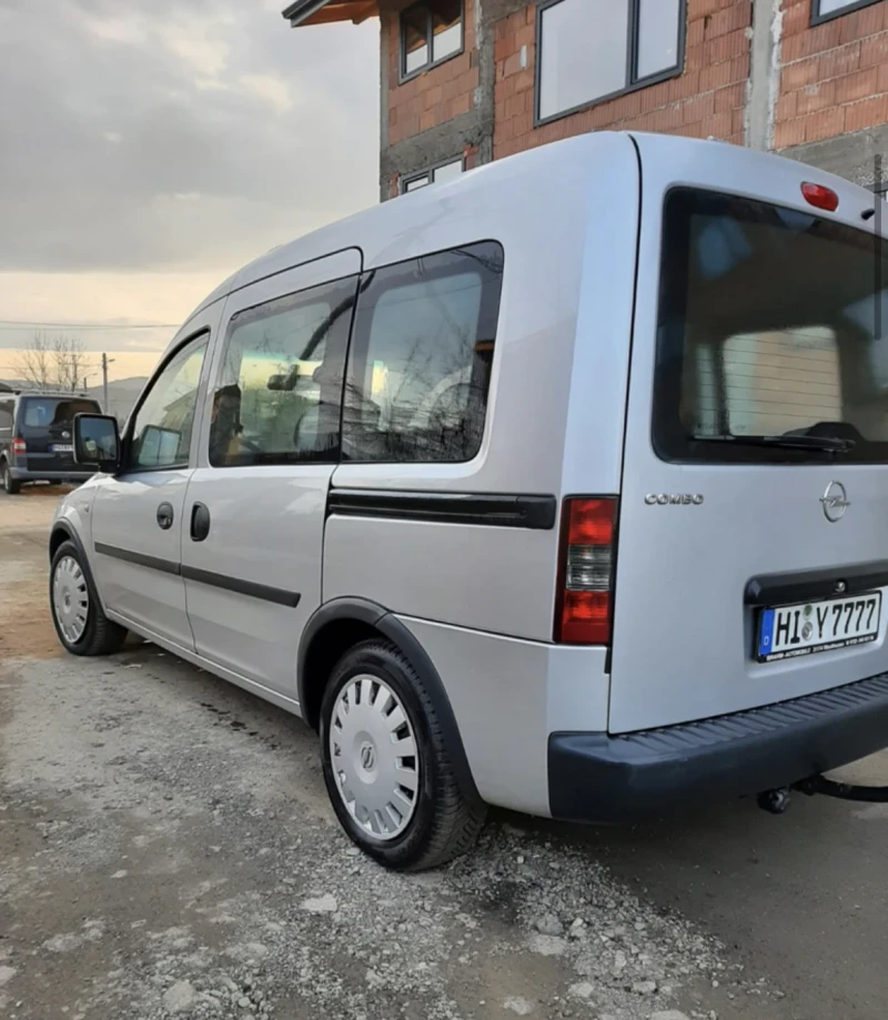 Opel Combo, снимка 3 - Автомобили и джипове - 48903544