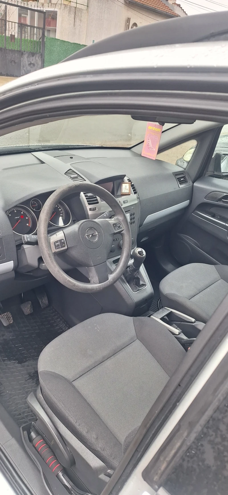 Opel Zafira, снимка 6 - Автомобили и джипове - 48955845