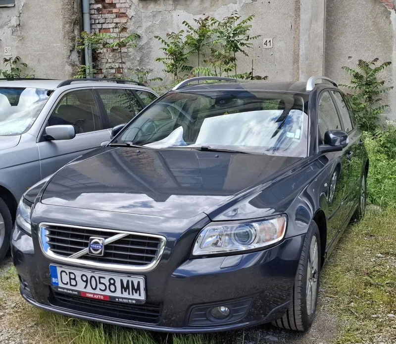 Volvo V50