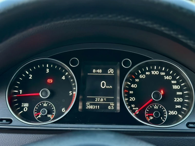 VW Passat 2.0TDI - 140ps 4x4 PODGREV, снимка 9 - Автомобили и джипове - 50707895