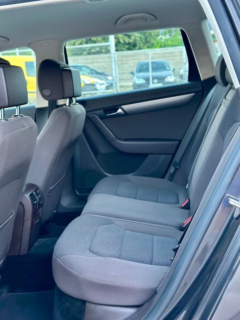 VW Passat 2.0TDI - 140ps 4x4 PODGREV, снимка 10 - Автомобили и джипове - 50707895