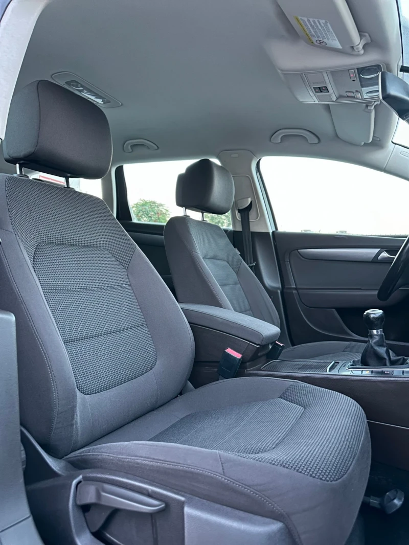 VW Passat 2.0TDI - 140ps 4x4 PODGREV, снимка 13 - Автомобили и джипове - 50707895