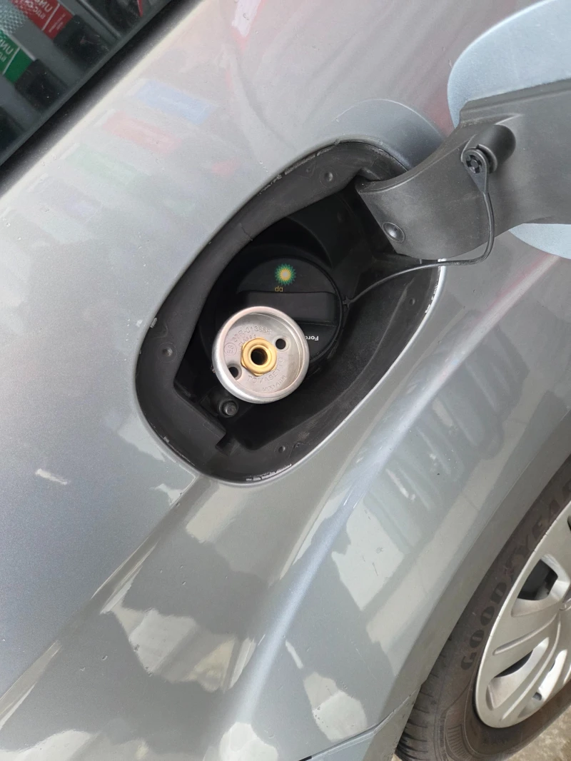 Ford Galaxy 2.3I GAZ, снимка 12 - Автомобили и джипове - 51617131