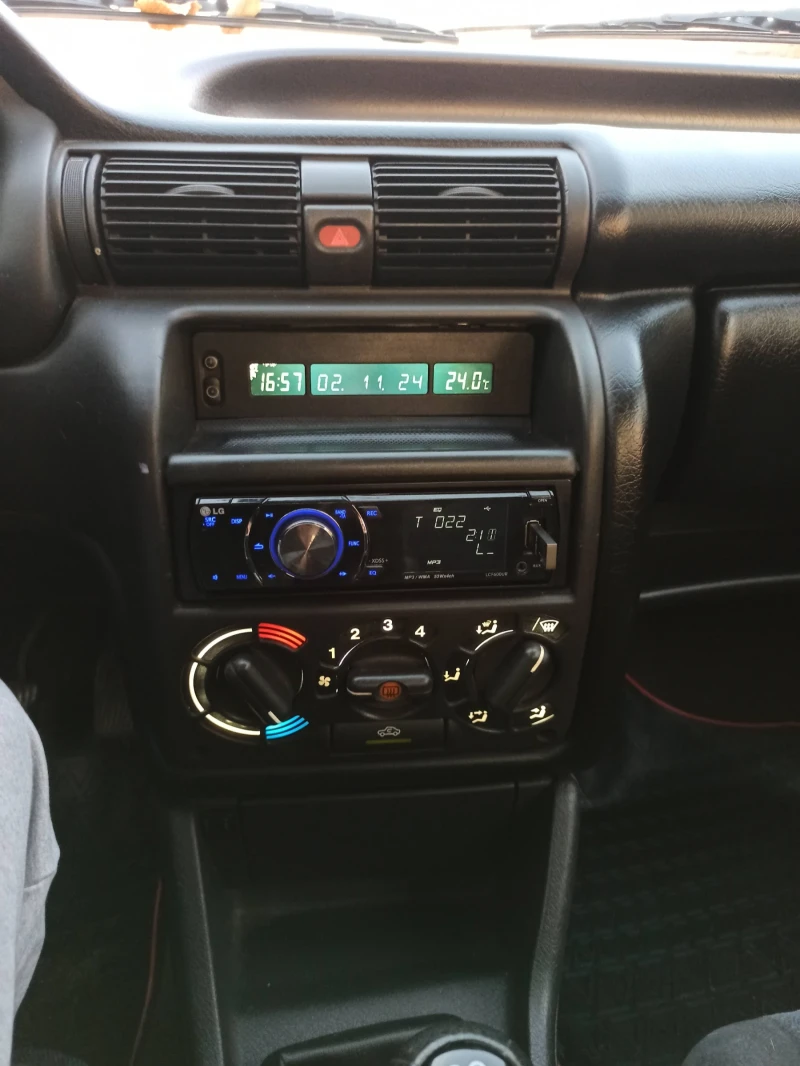 Opel Astra, снимка 4 - Автомобили и джипове - 51772929