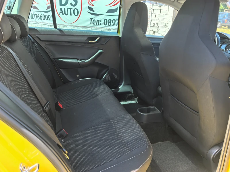 Skoda Rapid 1.2TSI, снимка 12 - Автомобили и джипове - 50907078