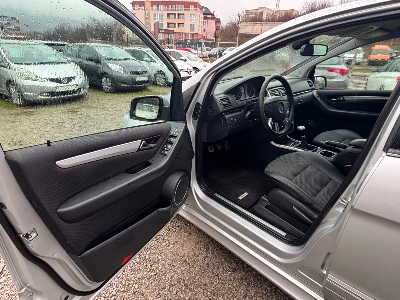 Mercedes-Benz B 180 180CDI, снимка 12 - Автомобили и джипове - 52890568