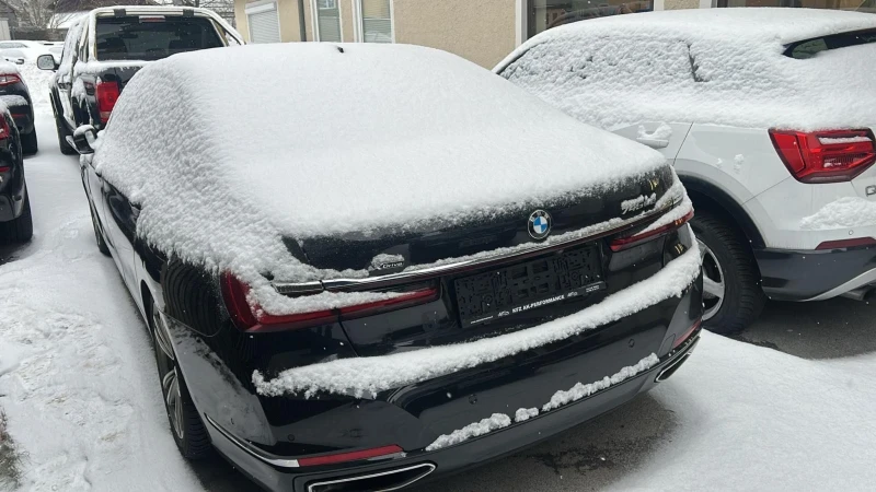 BMW 745 745LE M in HYBRIT X Drive, снимка 3 - Автомобили и джипове - 53051790