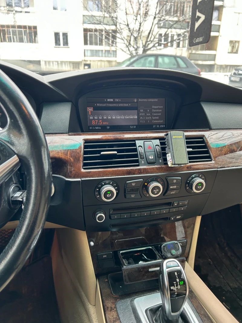 BMW 530, снимка 9 - Автомобили и джипове - 53090627