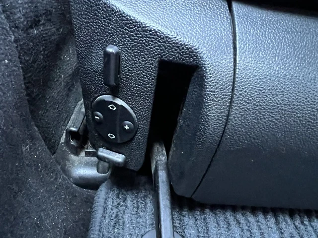 Mercedes-Benz E 280 3.0/Avantgarde, снимка 13 - Автомобили и джипове - 54305141