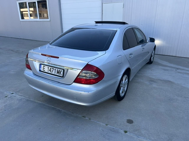 Mercedes-Benz E 280 3.0/Avantgarde, снимка 7 - Автомобили и джипове - 54305141